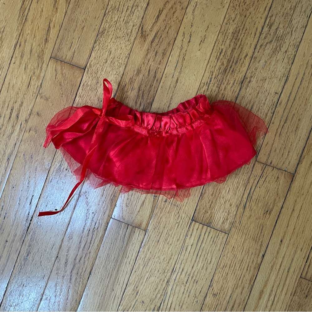Women's 2 pieces Red Sheer Veil with Floral Accent & Red Garter NWOT